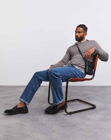 Farah Norwood Worn Regular Fit Jean
