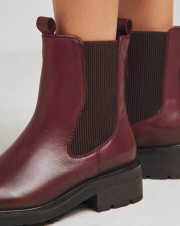 Avis Chunky Leather Chelsea Boots - Extra Wide Fit (EEE)