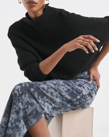 Printed Mesh Ruched Column Maxi Skirt