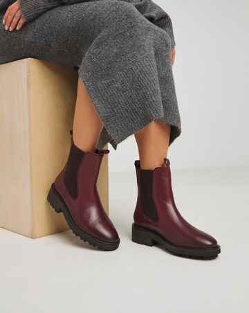 Avis Chunky Leather Chelsea Boots - Extra Wide Fit (EEE)