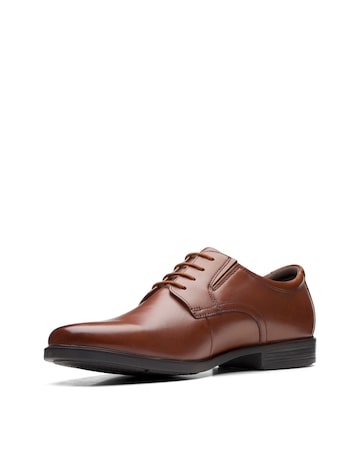 Clarks Howard Walk Shoes - Tan