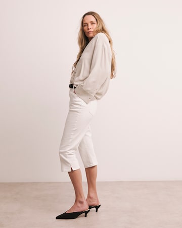 Anthology White Capri Jeans