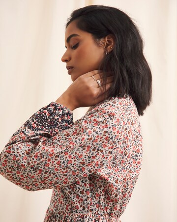 Anise Reine Broderie Hem Dress
