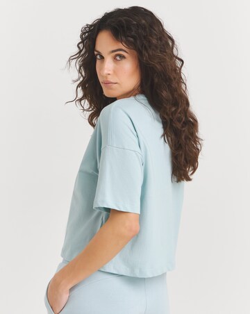 PUMA Essential Cropped Logo T-Shirt