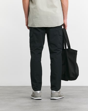 Relaxed Tapered Ripstop Cargo Trouser
