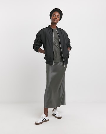 Pure Cotton Charcoal Crew Neck Scatter Embellished T-shirt