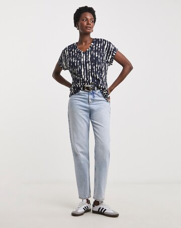 Pure Cotton The V Neck Printed T-Shirt