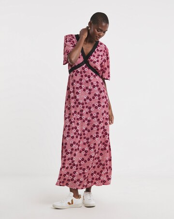 Textured Crinkle Lace Trim Maxi Dress