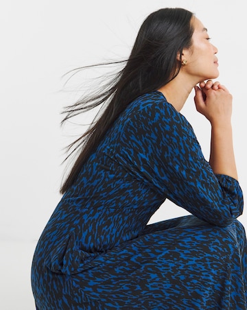 Three Quarter Sleeve Soft Touch Jersey Tea Dress