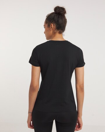 PUMA Essentials Logo T-Shirt