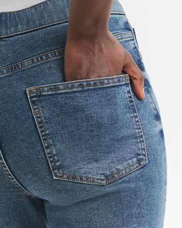 24/7 Light Mid Wash Skinny Jeans