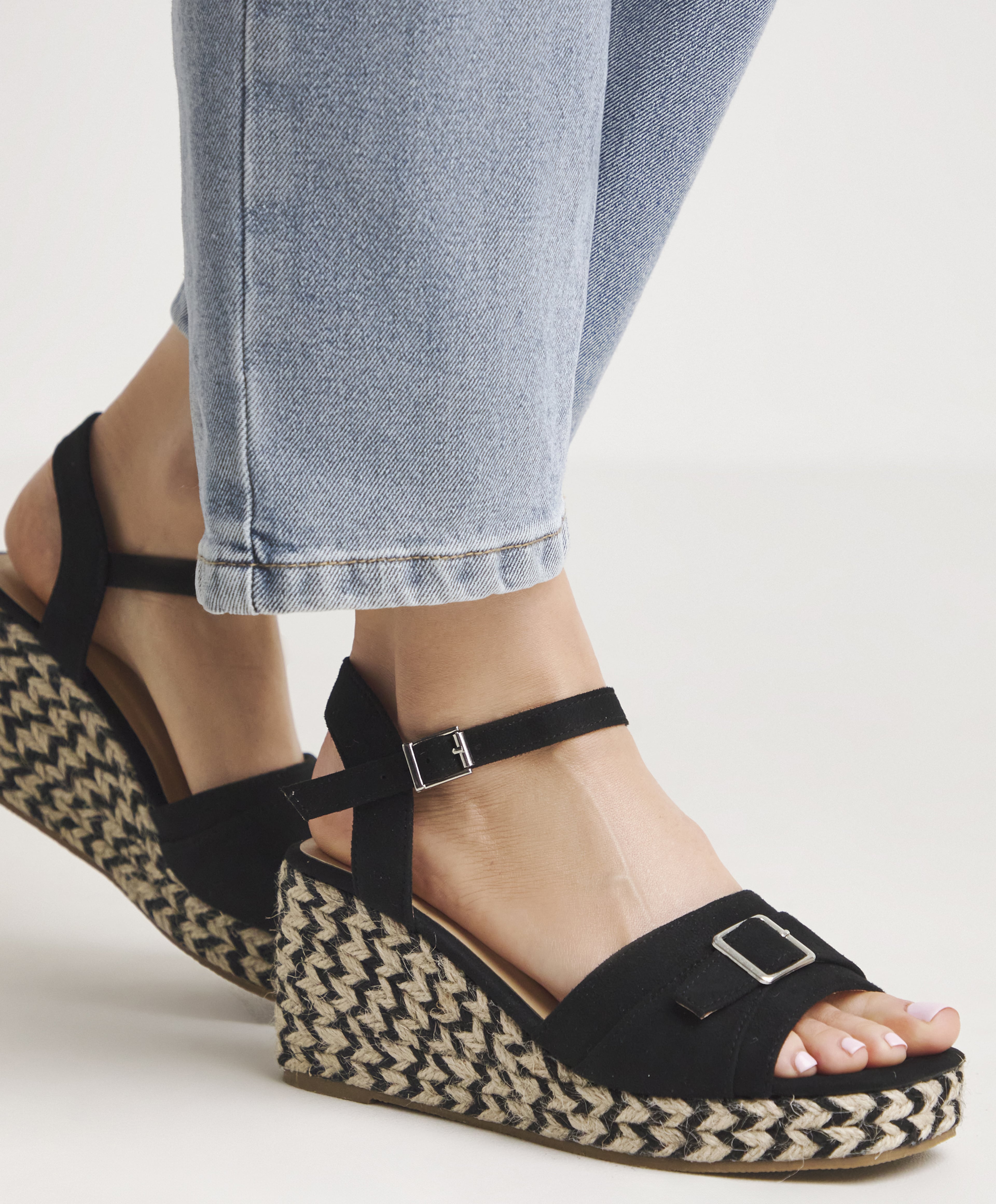 Black wedge type sandals