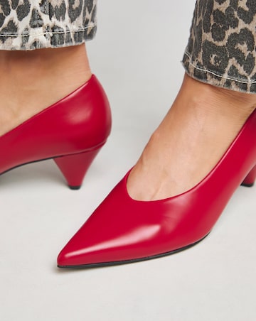 Tanya Low Kitten Heel V Cut Court Shoes - Extra Wide Fit (EEE)