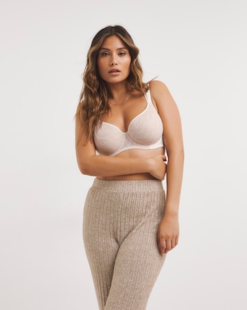 Dorina Curves Leila Moulded Cup Wired Spacer Bra