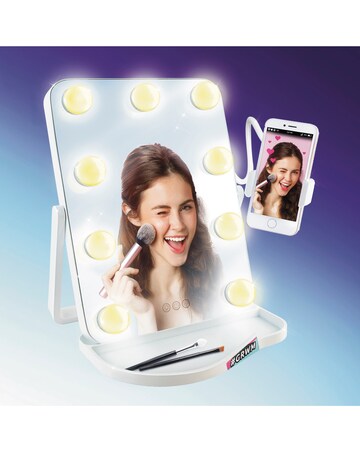 Studio Creator Hollywood Mirror: Get Ready With Me Set