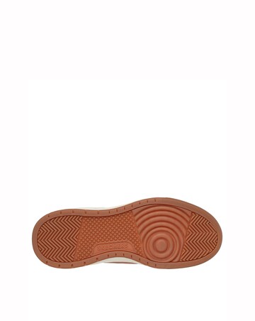 Skechers Uno Court Trainers