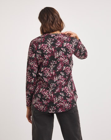The Longline Curved Hem