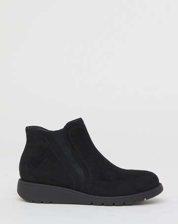 Heavenly Soles Rashida Low Wedge Chelsea Boots - Wide Fit (E)