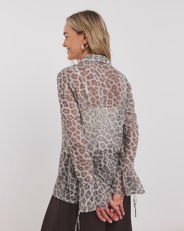 Georgette Frill Cuff Collar Blouse