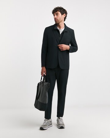 Tailored Travel Tapered Trouser