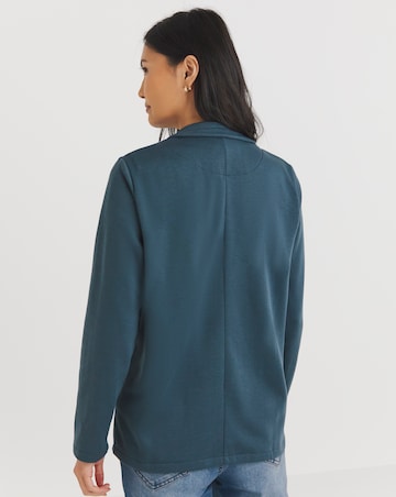 Julipa Jersey Edge to Edge Jacket
