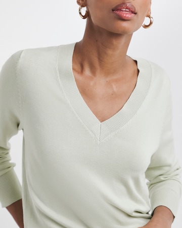 Green V Neck Jumper