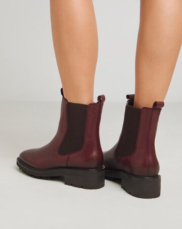 Avis Chunky Leather Chelsea Boots - Extra Wide Fit (EEE)