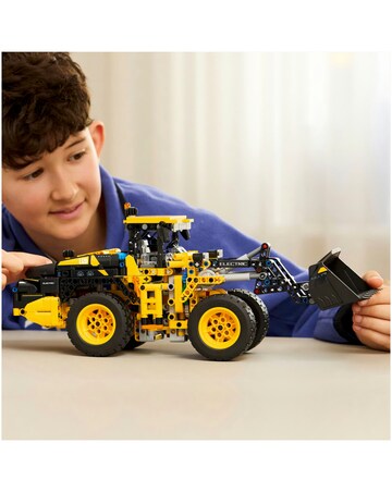 LEGO Technic Volvo L120 Electric Wheel Loader Construction Toy 42209