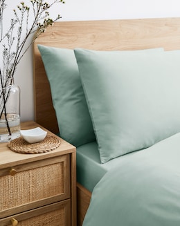 Pure Cotton 200 Thread Count Pillow Case Pair