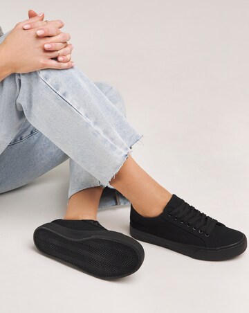 Busselton Lace Up Leisure Pumps Wide Fit