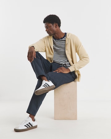 Loose Fit Chino
