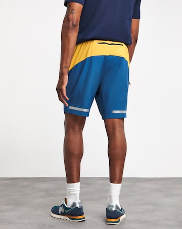 Snowdonia Lightweight Short