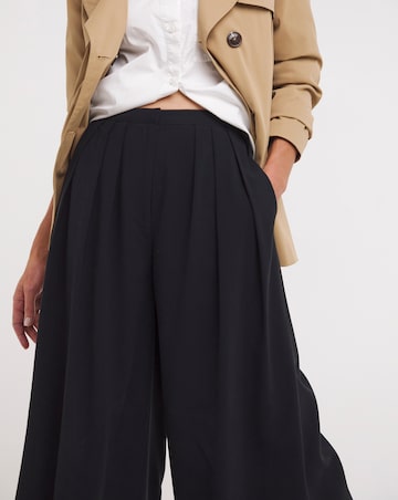 Ultimate Wide Leg Trouser