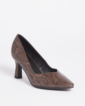 Heeled Court Shoe - Wide Fit (E)