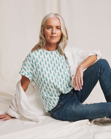 Julipa Pure Cotton Turn Back T-Shirt