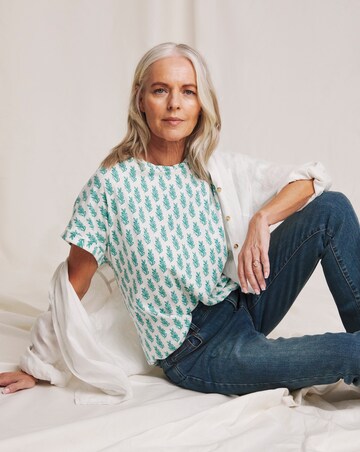 Julipa Pure Cotton Turn Back T-Shirt