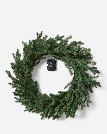 Helsinki Pre Lit Real Look Wreath