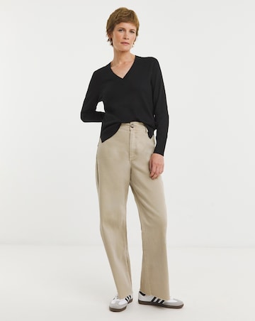 V Neck Jumper