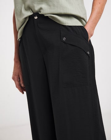 Black Wide Leg Tech Pant