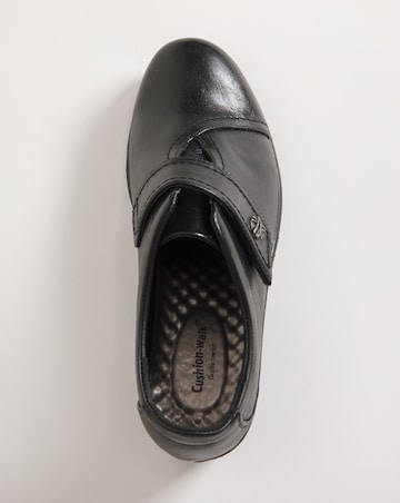Cushion Walk Touch & Close Shoe Extra Wide EEE Fit