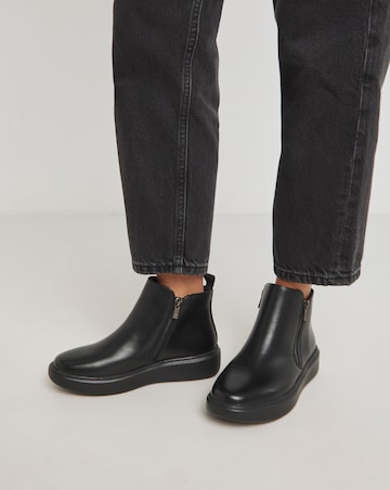 Heavenly Feet Senta Chelsea Boot Extra Wide EEE Fit