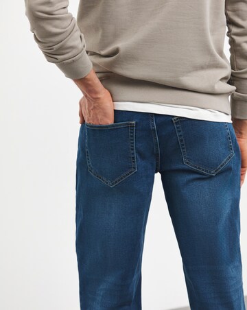 Loose Fit Stretch Jean Mid Wash