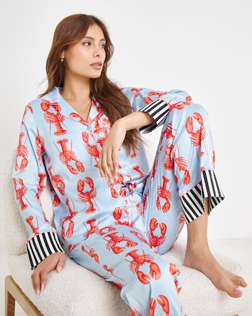 Chelsea Peers Woven Satin Lobster Stripe Pyjama Set