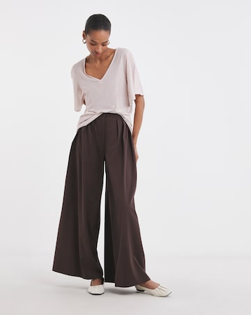 V Neck Plisse Top