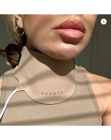 Sensse LED Neck Mask