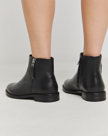 Lucinda Leather Side Zip Boot Extra Wide EEE Fit