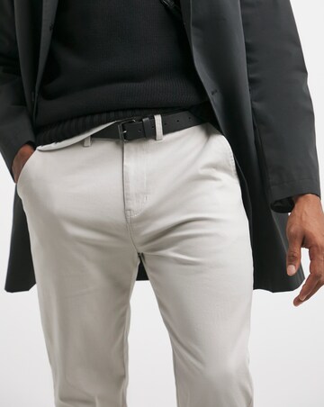 Straight Fit Chino
