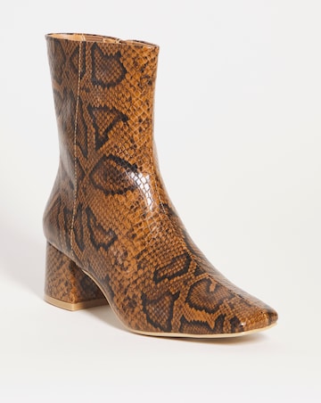 Block Heel Boot EEE Fit