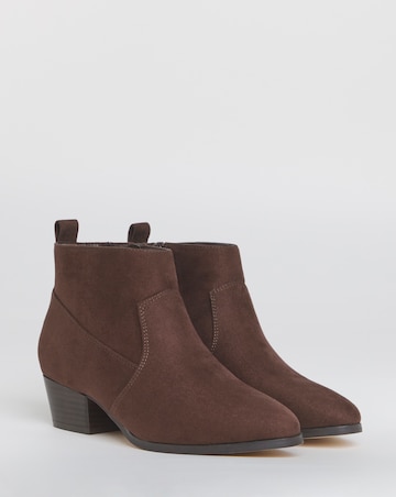 Ophelia Low Block Heel Ankle Western Boot - Extra Wide Fit (EEE)