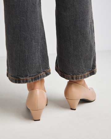 Tanya Low Kitten Heel V Cut Court Shoes - Extra Wide Fit (EEE)